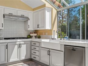 65 Summitcrest, Rancho Santa Margarita CA 92679