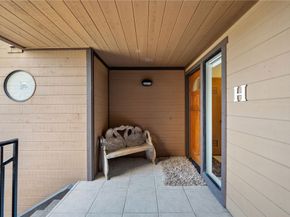 4009 Canario Street H, Carlsbad CA 92008