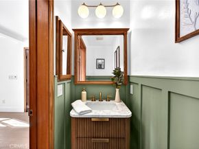 256 Juniper Ave B6, Carlsbad CA 92008