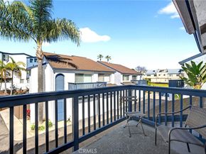 256 Juniper Ave B6, Carlsbad CA 92008