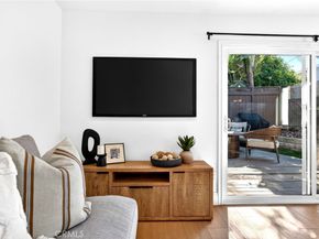 256 Juniper Ave B6, Carlsbad CA 92008