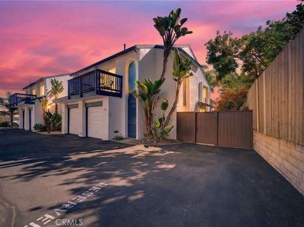 256 Juniper Ave B6, Carlsbad CA 92008