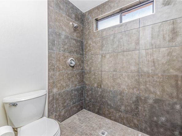 7422 Hazeltine Avenue 2, Van Nuys CA 91405