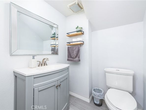 7422 Hazeltine Avenue 2, Van Nuys CA 91405