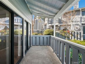 29121 Thousand Oaks Boulevard C, Agoura Hills CA 91301