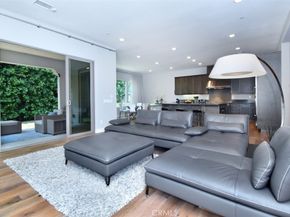 14608 Mccormick Street, Sherman Oaks CA 91411