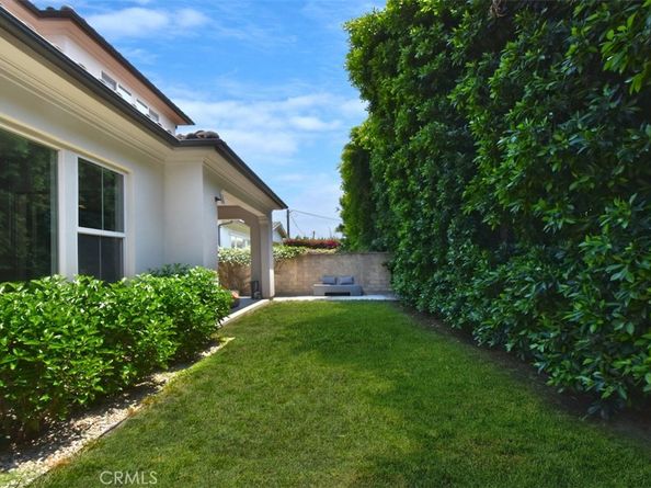 14608 Mccormick Street, Sherman Oaks CA 91411