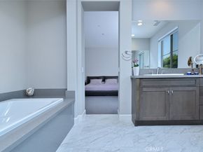 14608 Mccormick Street, Sherman Oaks CA 91411