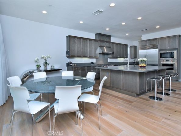 14608 Mccormick Street, Sherman Oaks CA 91411