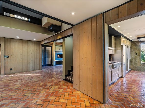 6907 Treasure Trail, Hollywood Hills CA 90068