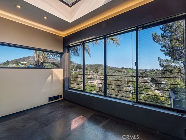 6907 Treasure Trail, Hollywood Hills CA 90068