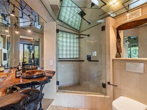 6907 Treasure Trail, Hollywood Hills CA 90068