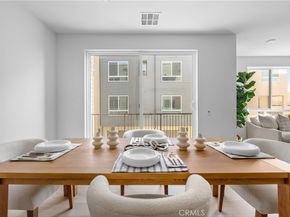 9423 1/2 N Sepulveda Blvd. 3, North Hills CA 91343