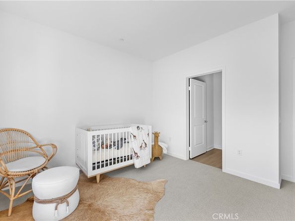 9423 1/2 N Sepulveda Blvd. 3, North Hills CA 91343