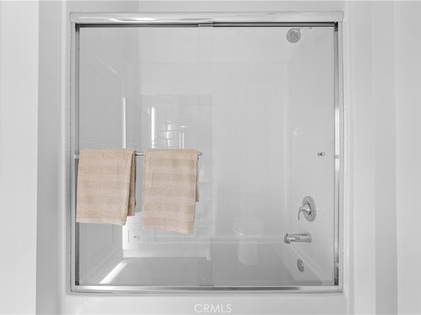 9423 1/2 N Sepulveda Blvd. 3, North Hills CA 91343