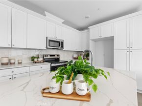 9423 1/2 N Sepulveda Blvd. 3, North Hills CA 91343