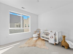 9423 1/2 N Sepulveda Blvd. 3, North Hills CA 91343