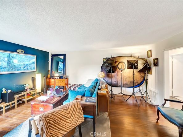 5741 Clemson, Los Angeles CA 90016