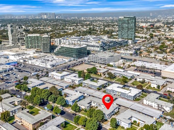 5741 Clemson, Los Angeles CA 90016