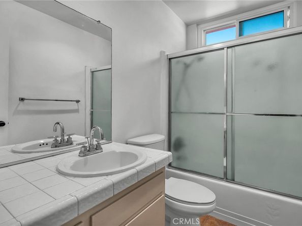 5414 Newcastle Avenue 49, Encino CA 91316