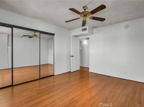5414 Newcastle Avenue 49, Encino CA 91316