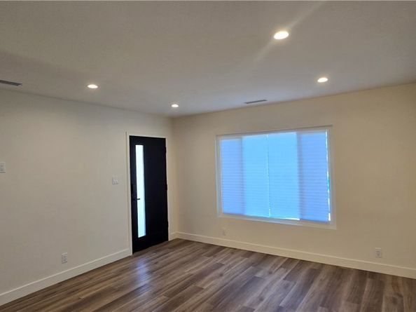 7117 Natick Avenue, Van Nuys CA 91405