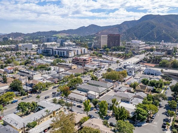 233 -237 N Hollywood Way, Burbank CA 91505