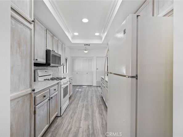 5712 5712 Skyview Way A, Agoura Hills CA 91301