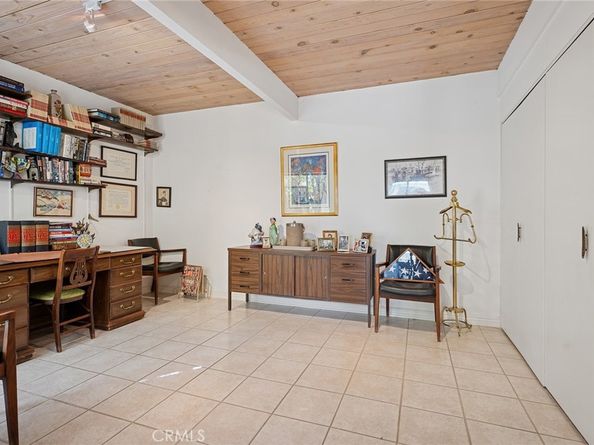 20300 Angelina Place, Woodland Hills CA 91364