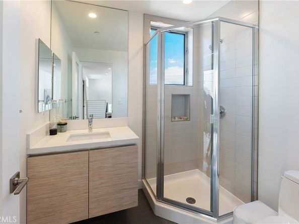 3107 S Dakota, Los Angeles CA 90034