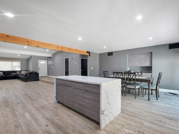 10122 Jovita Avenue, Chatsworth CA 91311