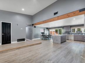 10122 Jovita Avenue, Chatsworth CA 91311