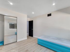 10122 Jovita Avenue, Chatsworth CA 91311