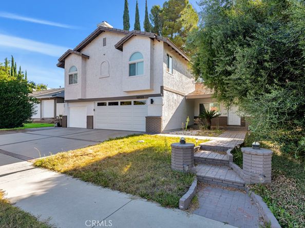 10122 Jovita Avenue, Chatsworth CA 91311