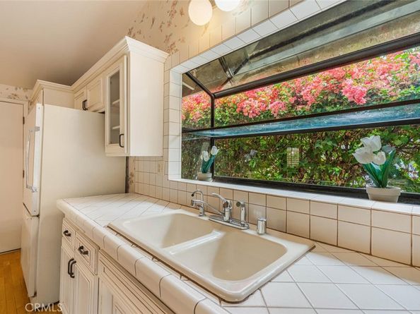 20410 Miranda Street, Woodland Hills CA 91367