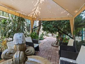 2245 W 27th Street, Los Angeles CA 90018