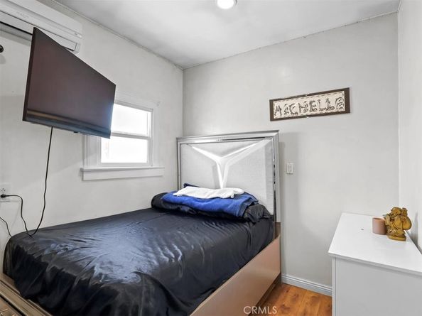 2245 W 27th Street, Los Angeles CA 90018