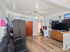 2245 W 27th Street, Los Angeles CA 90018