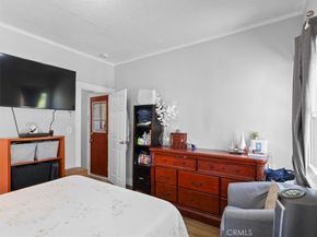 2245 W 27th Street, Los Angeles CA 90018