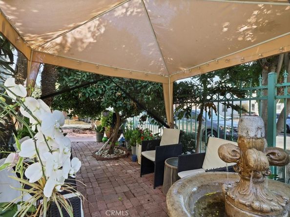 2245 W 27th Street, Los Angeles CA 90018