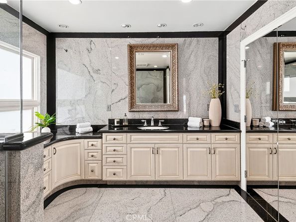 4440 Bergamo Drive, Encino CA 91436