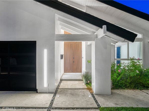 6321 Alonzo Avenue, Encino CA 91316