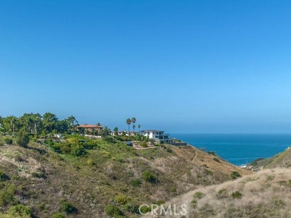 6771 Wandermere Road, Malibu CA 90265