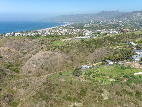 6771 Wandermere Road, Malibu CA 90265