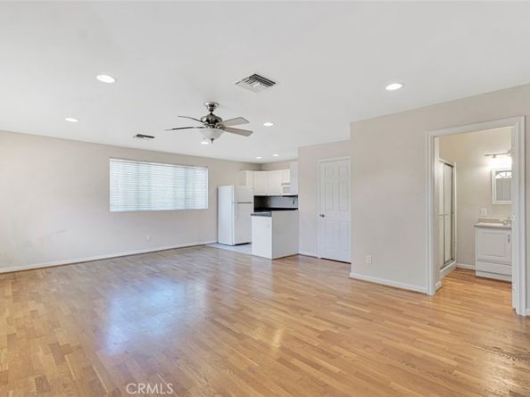 11538 Zelzah Avenue, Granada Hills CA 91344