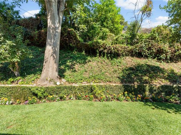 3629 Loadstone Drive, Sherman Oaks CA 91403