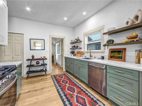 1203 N Normandie Avenue, Los Angeles CA 90029