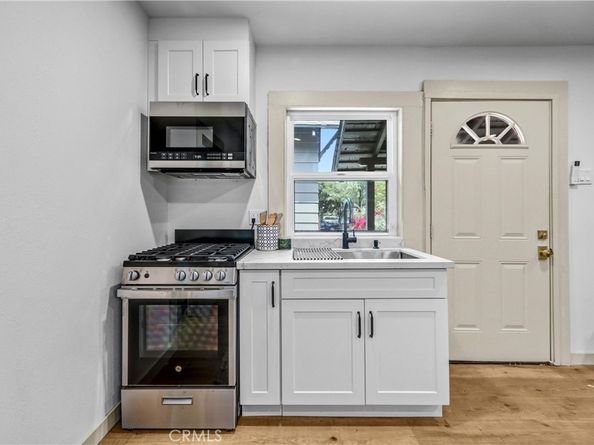 1203 N Normandie Avenue, Los Angeles CA 90029