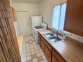 901 N El Centro Avenue, Hollywood CA 90038