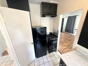 901 N El Centro Avenue, Hollywood CA 90038